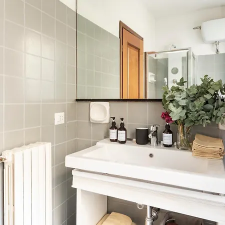 Annemary Maison * Рим